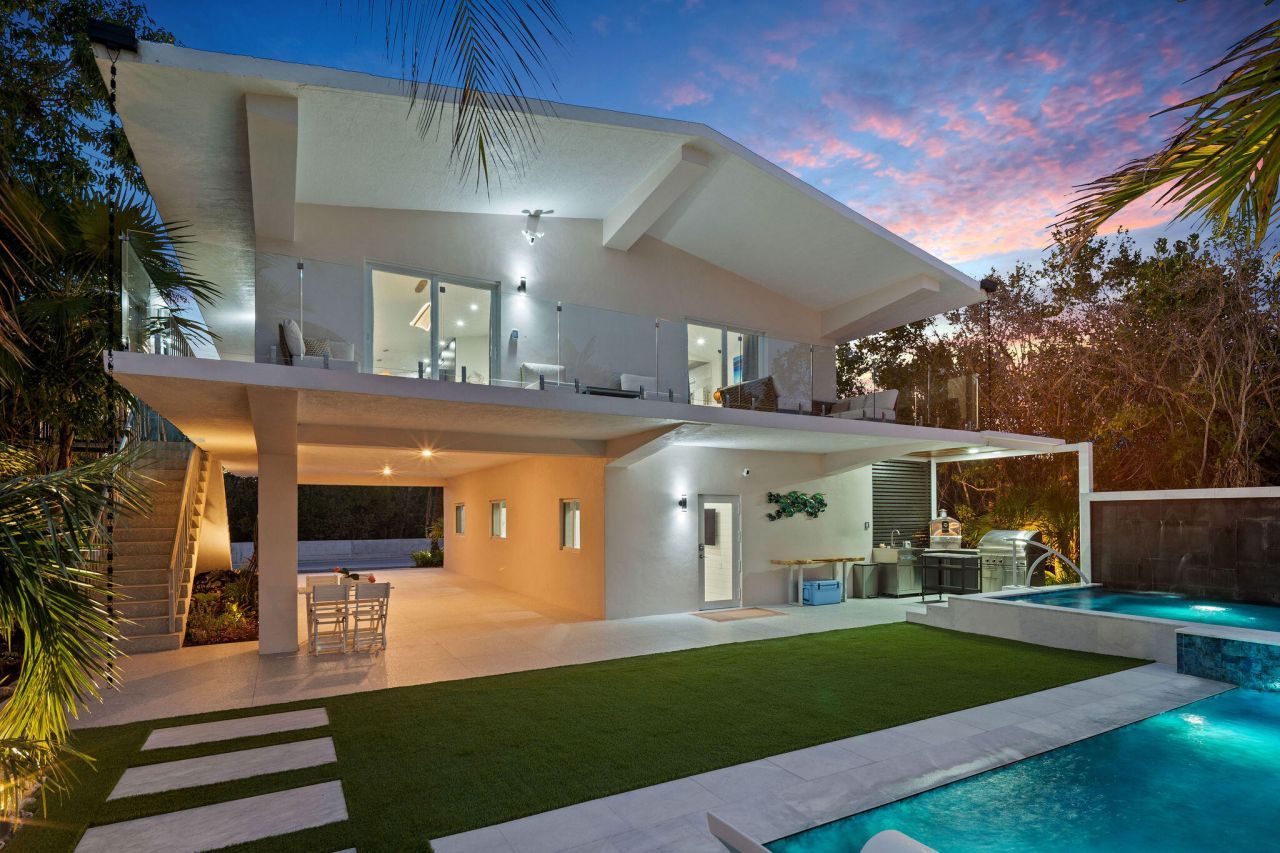 974 Shaw Drive, Key Largo, FL 33037 Photo