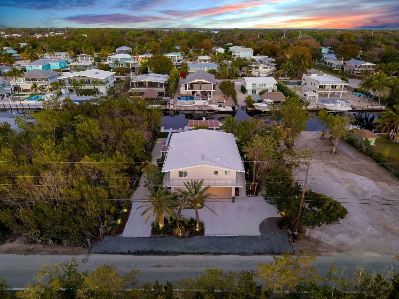 974 Shaw Drive, Key Largo, FL 33037 Photo