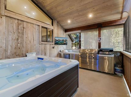 1674 Maiden Hair Court, South Lake Tahoe, CA 96150 Photo