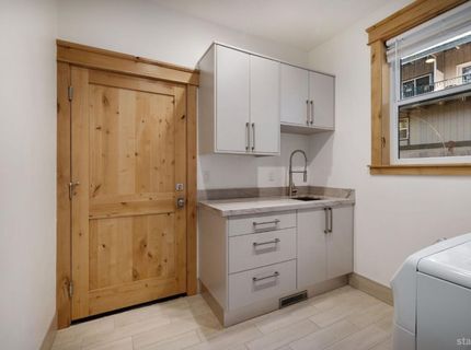 1674 Maiden Hair Court, South Lake Tahoe, CA 96150 Photo