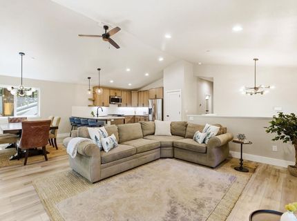 1251 Margaret Avenue, South Lake Tahoe, CA 96150 Photo