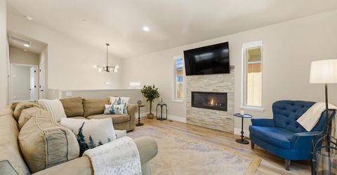 1251 Margaret Avenue, South Lake Tahoe, CA 96150 Photo