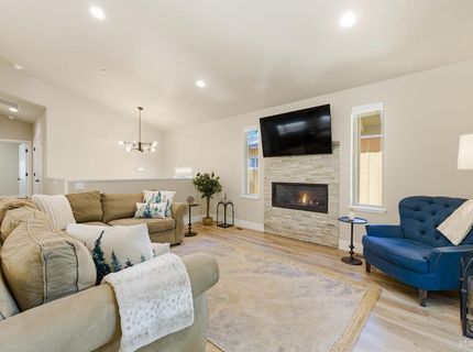 1251 Margaret Avenue, South Lake Tahoe, CA 96150 Photo