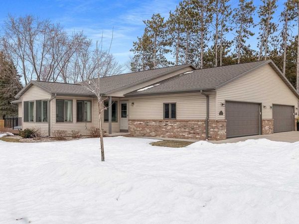 1601 TIMBER TRAIL, Shawano, WI 54166