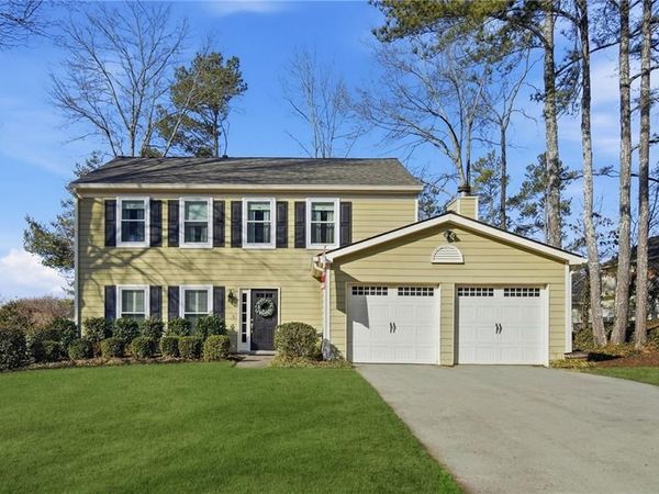 12140 Greenmont Walk, Alpharetta, GA 30009