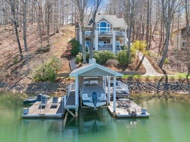 150 Waterwood Drive, Moneta, VA 24121