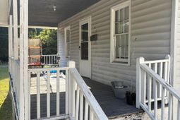 605 Tomlinson Street photo 4