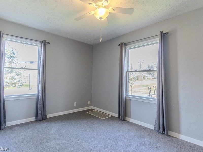 1582 Evergreen Avenue, Akron, OH 44301 Photo 20