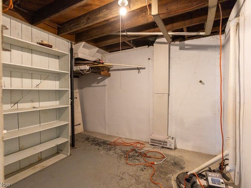 1582 Evergreen Avenue, Akron, OH 44301 Photo 33