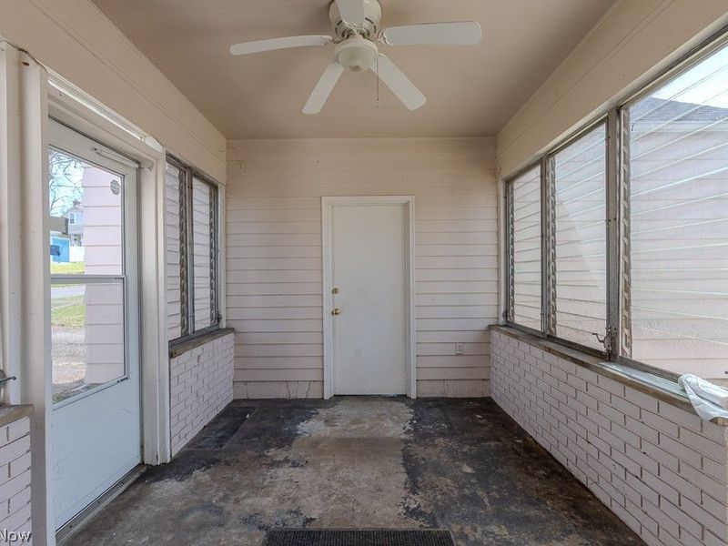 1582 Evergreen Avenue, Akron, OH 44301 Photo 37