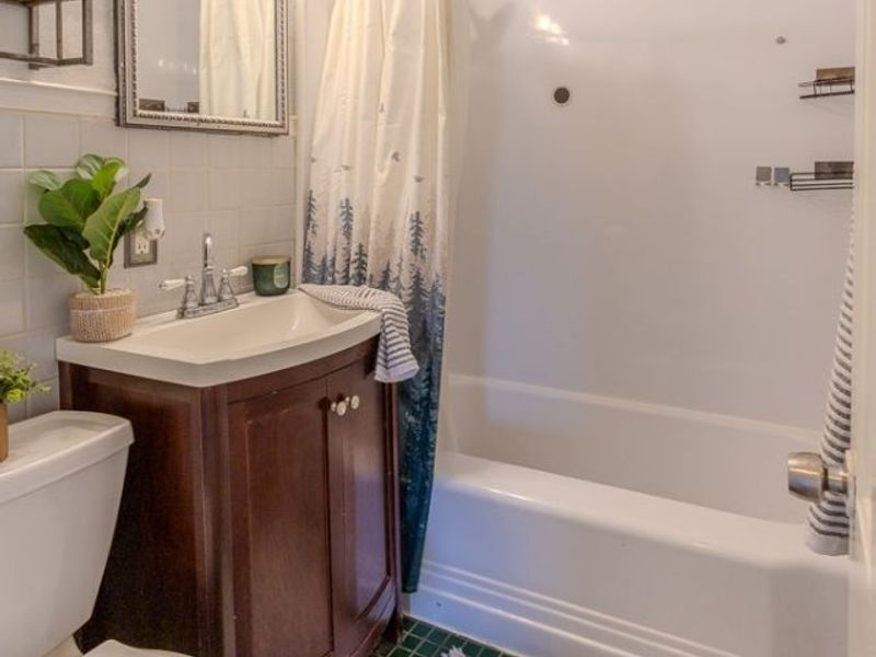 1582 Evergreen Avenue, Akron, OH 44301 Photo 4