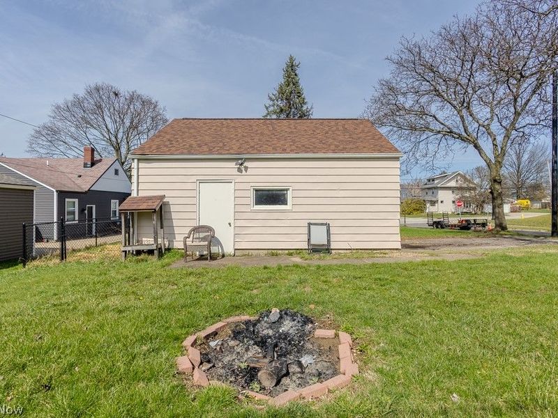 1582 Evergreen Avenue, Akron, OH 44301 Photo 43