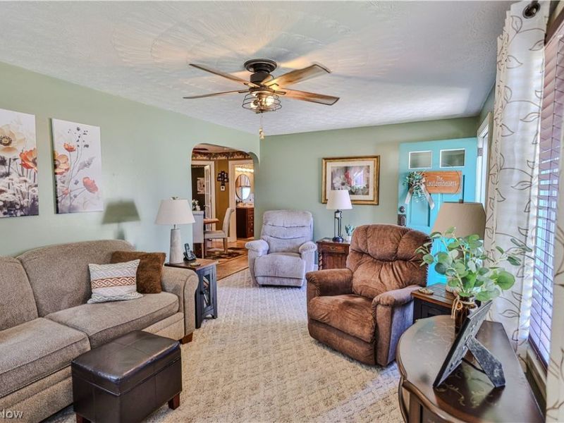 319 Superior Street , Louisville, OH 44641 Photo 14