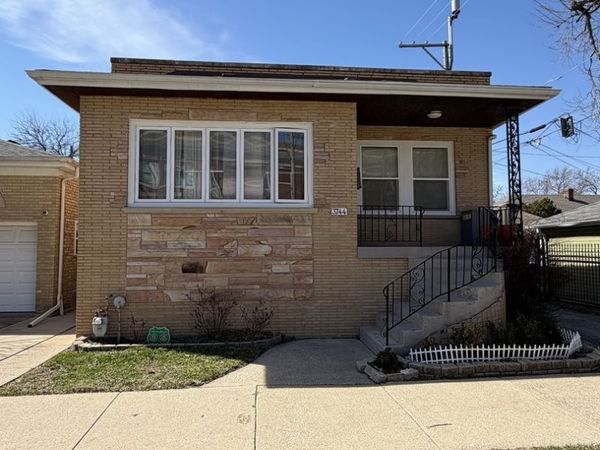 3744 N Lockwood Avenue , Chicago, IL 60641