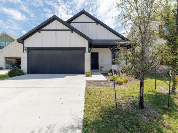 1620 Holly Lake DR, Leander, TX 78641