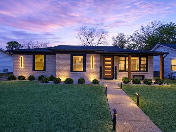 200 Westfork Drive , Fort Worth, TX 76114