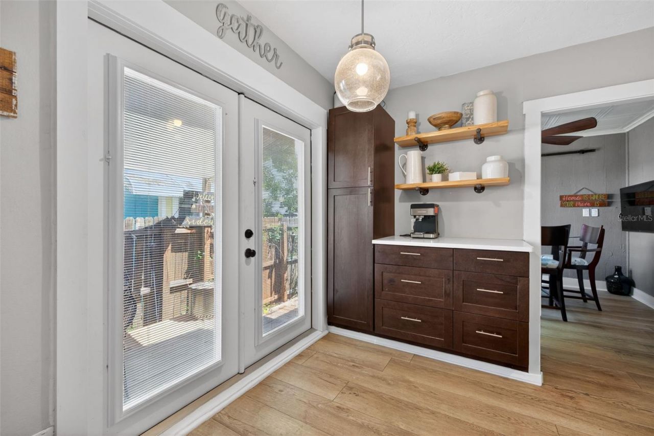 2566 14th Avenue N, Saint Petersburg, FL 33713 Photo