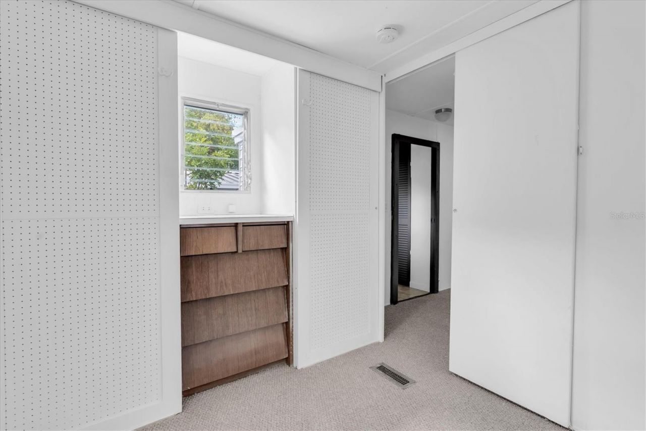 7801 34th Avenue N, Unit 6, Saint Petersburg, FL 33710 Photo