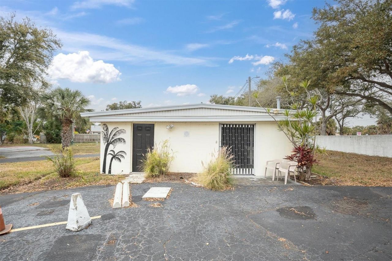 7801 34th Avenue N, Unit 6, Saint Petersburg, FL 33710 Photo