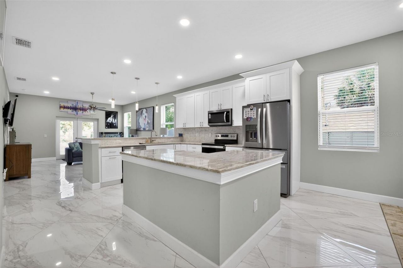 711 28th Avenue S, Saint Petersburg, FL 33705 Photo