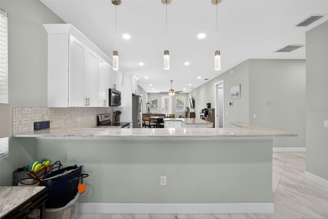 711 28th Avenue S, Saint Petersburg, FL 33705 Photo