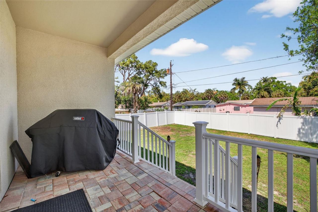 711 28th Avenue S, Saint Petersburg, FL 33705 Photo