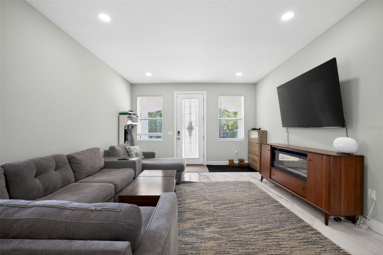 711 28th Avenue S, Saint Petersburg, FL 33705 Photo