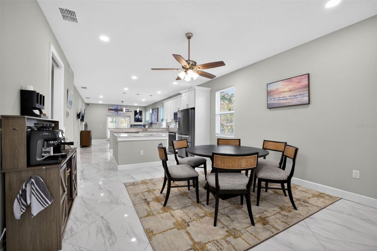 711 28th Avenue S, Saint Petersburg, FL 33705 Photo