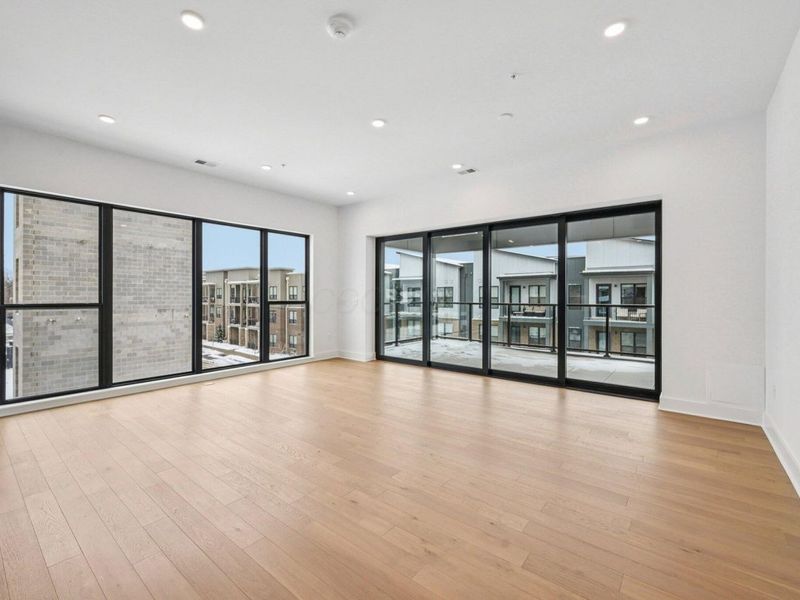 2842 Gunnison Drive , Unit 302, Columbus, OH 43228 Photo 15