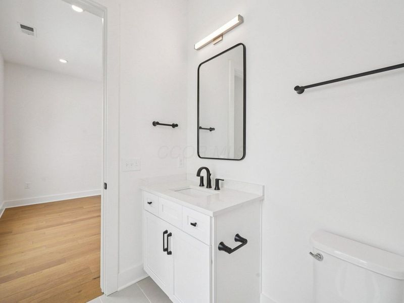 2842 Gunnison Drive , Unit 302, Columbus, OH 43228 Photo 32