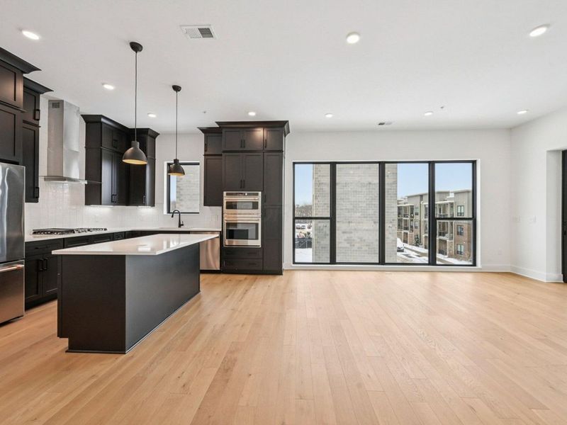 2842 Gunnison Drive , Unit 302, Columbus, OH 43228 Photo 7