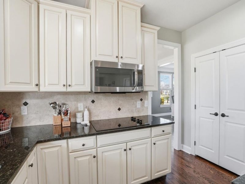 4503 Blue Jay Way, Mason, OH 45040 Photo 11