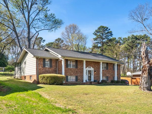 1905 Bella Vista Drive, Chattanooga, TN 37421