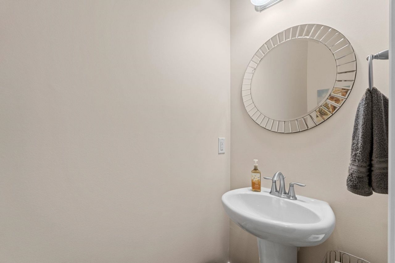 1512 Kensington Ln. Photo 55