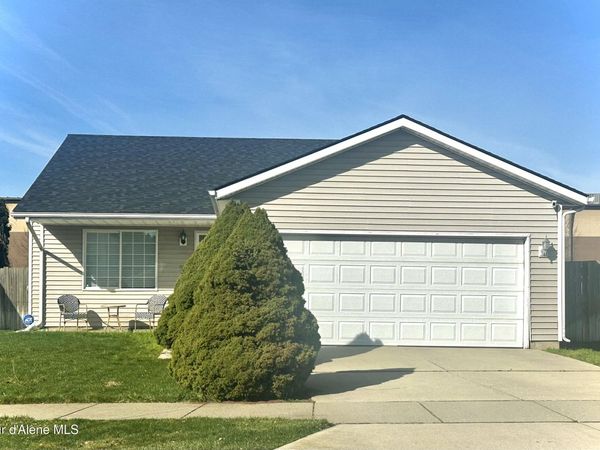 3725 N Beehive ST, Coeur d'Alene, ID 83815