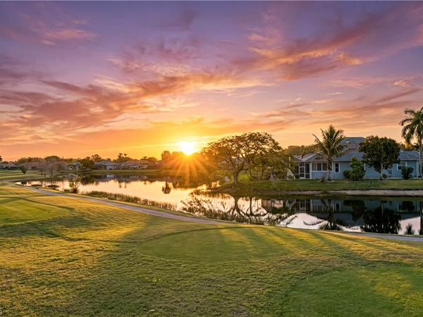 2016 Oxford Ridge CIR, LEHIGH ACRES, FL 33973