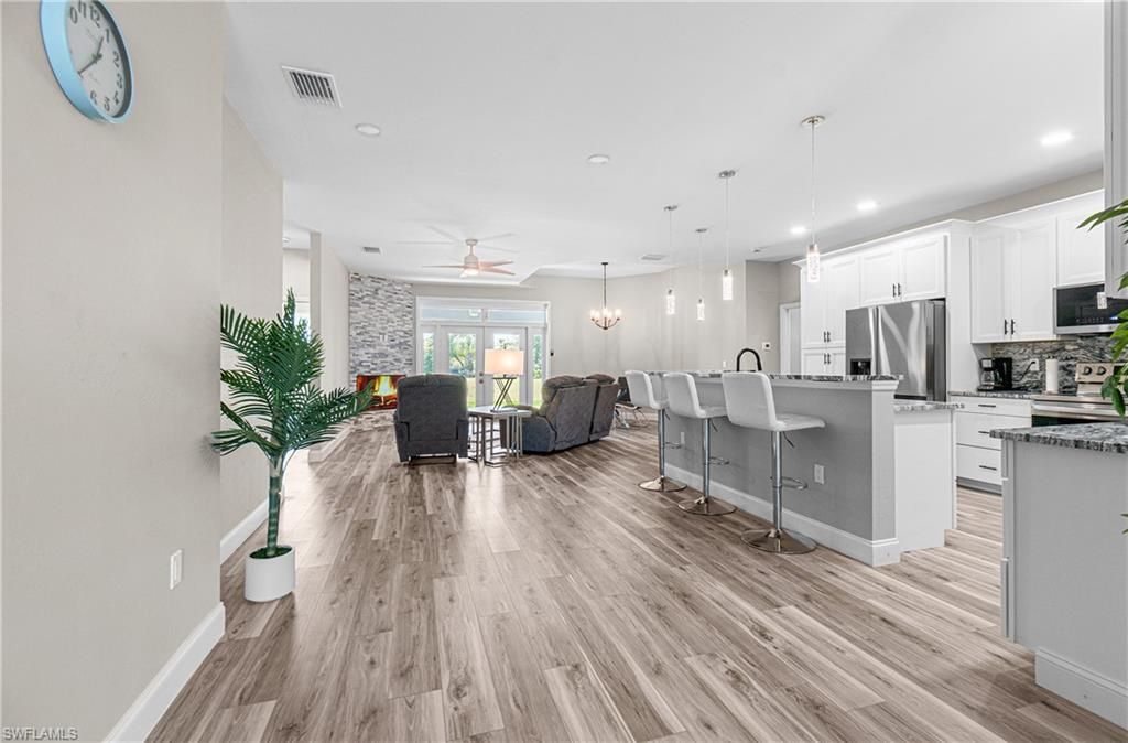 2016 Oxford Ridge Cir , Lehigh Acres, FL 33973 Photo