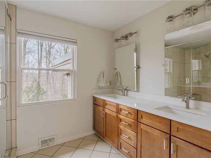 35 Skyline Drive, Moreland Hills, OH 44022 Photo 22