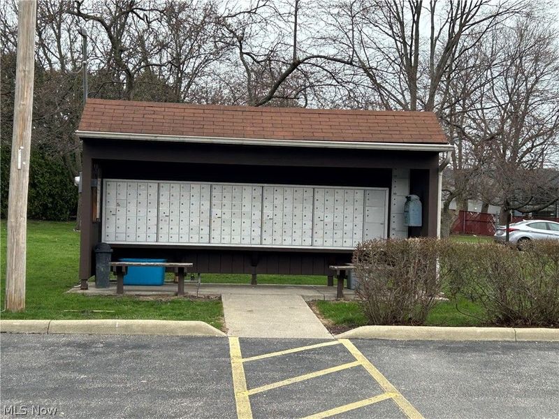 23875 David Drive, Unit 106, North Olmsted, OH 44070 Photo 21