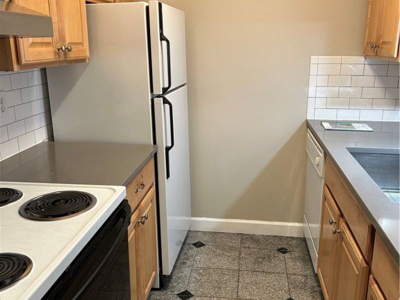 23875 David Drive, Unit 106, North Olmsted, OH 44070 Photo 5