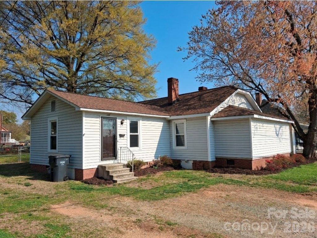304 S Kimmons Street, Landis, NC 28088 Main Photo