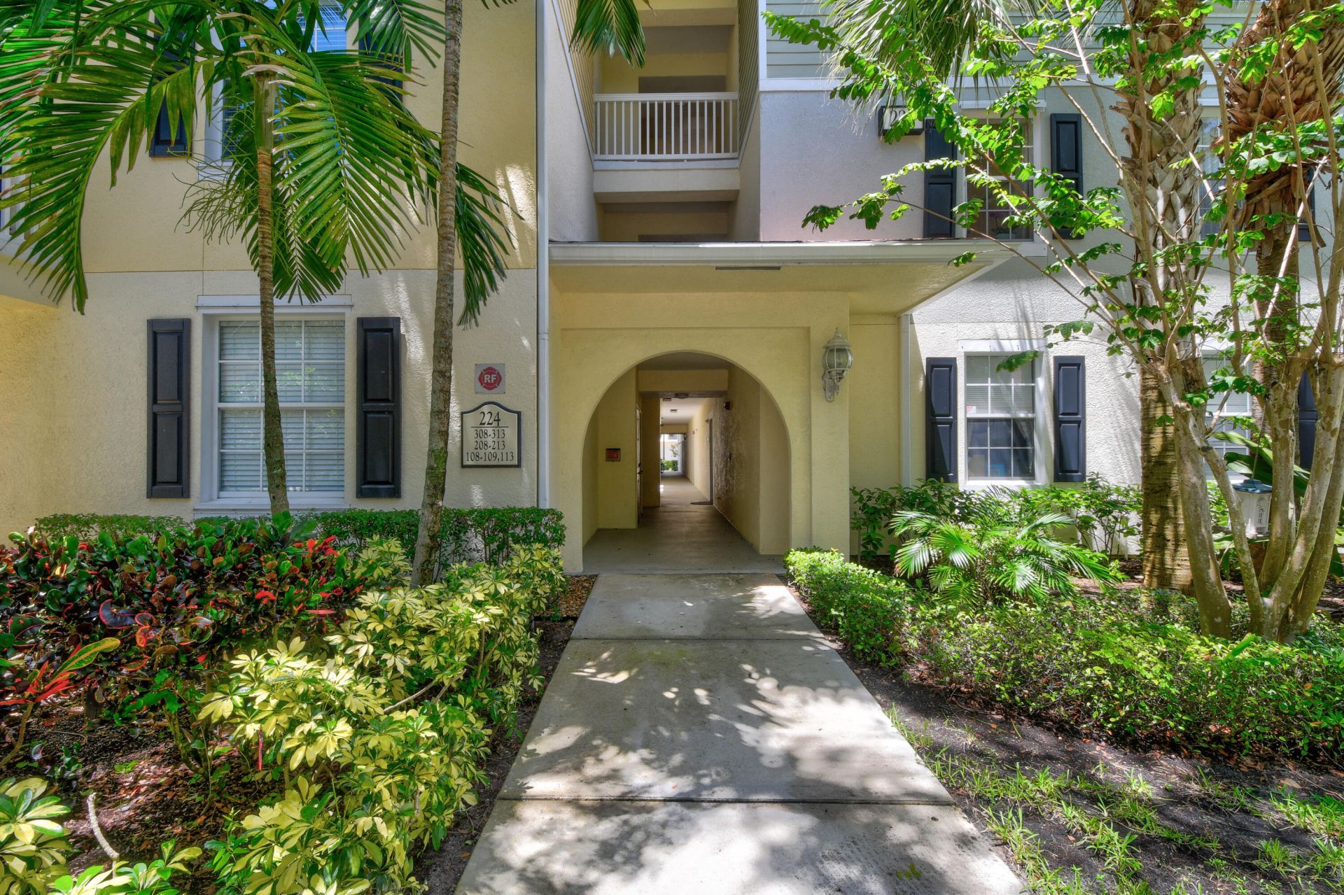 224 Murcia Drive, Unit 305, Jupiter, FL 33458 Photo