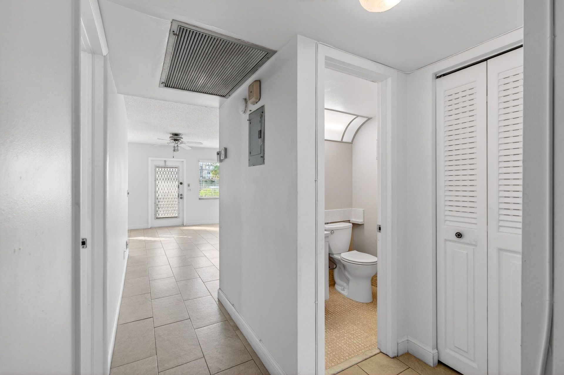 1017 Cornwall A, Boca Raton, FL 33434 Photo