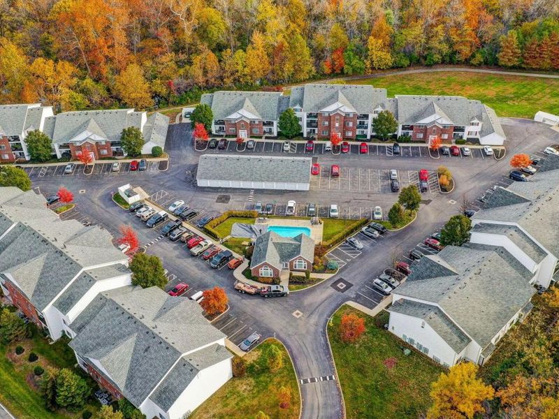 6170 Harbour Pointe, Unit 101, Columbus, OH 43231 Photo 1