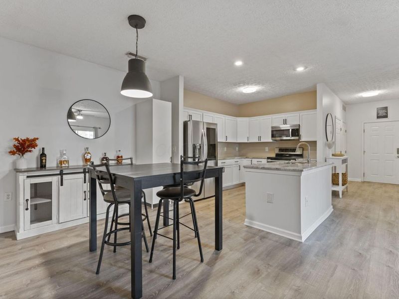 6170 Harbour Pointe, Unit 101, Columbus, OH 43231 Photo 11