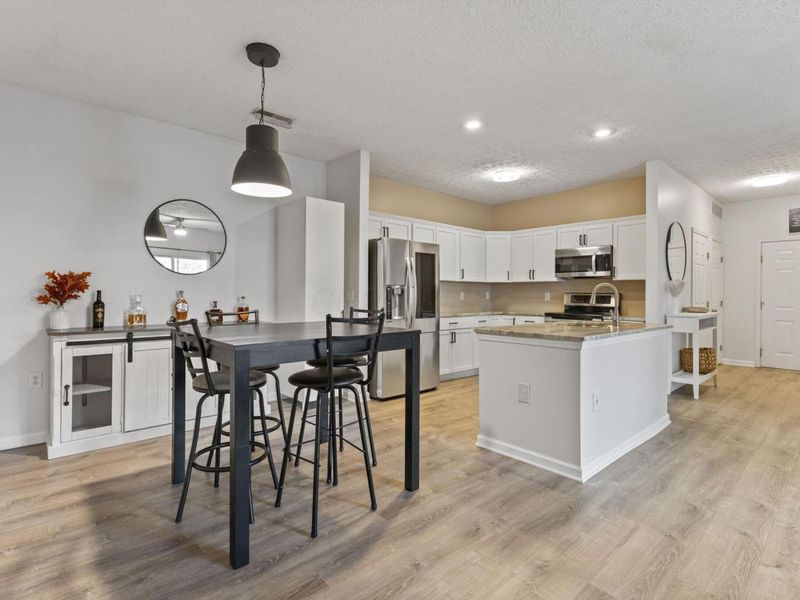 6170 Harbour Pointe, Unit 101, Columbus, OH 43231 Photo 12