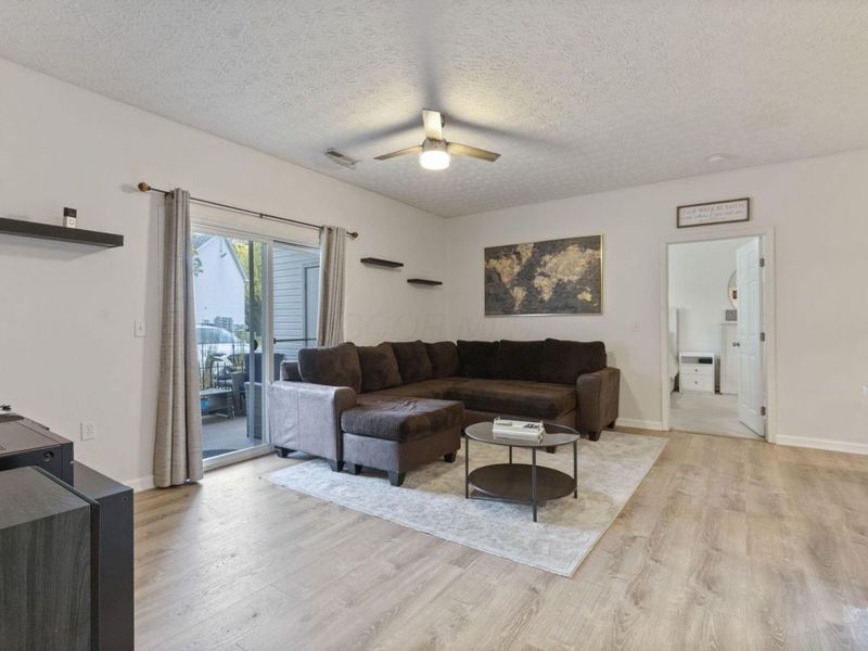 6170 Harbour Pointe, Unit 101, Columbus, OH 43231 Photo 16