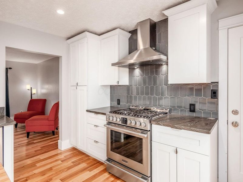 3944 Medford Square, Hilliard, OH 43026 Photo 8