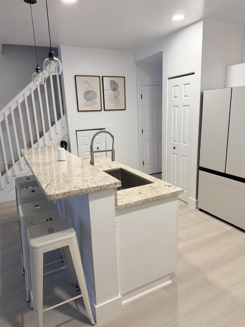 1022 NE 42nd Ter , Unit n/a, Homestead, FL 33033 Photo