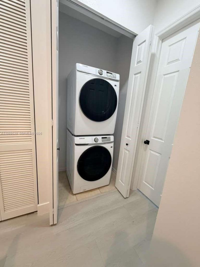 1022 NE 42nd Ter , Unit n/a, Homestead, FL 33033 Photo